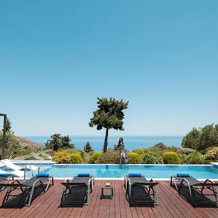 Blueskyline Owner's Listing, By Hellocrete Hriszí Aktí Haniá