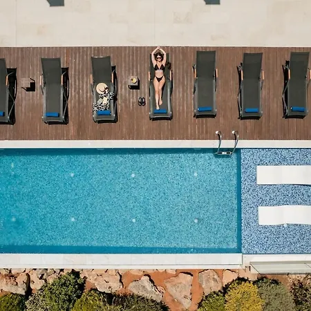 Blueskyline Owner's Listing, By Hellocrete * Hriszí Aktí Haniá