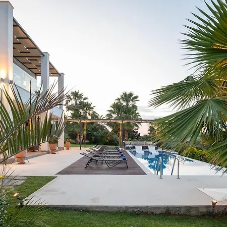 Blueskyline Owner's Listing, By Hellocrete Villa
