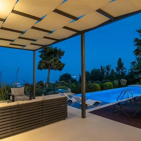 Blueskyline Owner's Listing, By Hellocrete Villa Hriszí Aktí Haniá