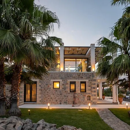 Blueskyline Owner's Listing, By Hellocrete * Hriszí Aktí Haniá
