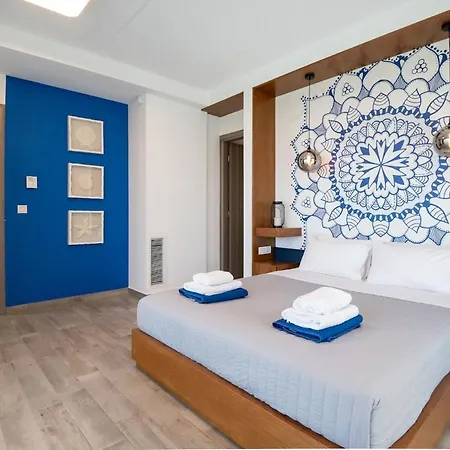 Blueskyline Owner's Listing, By Hellocrete فيلة *